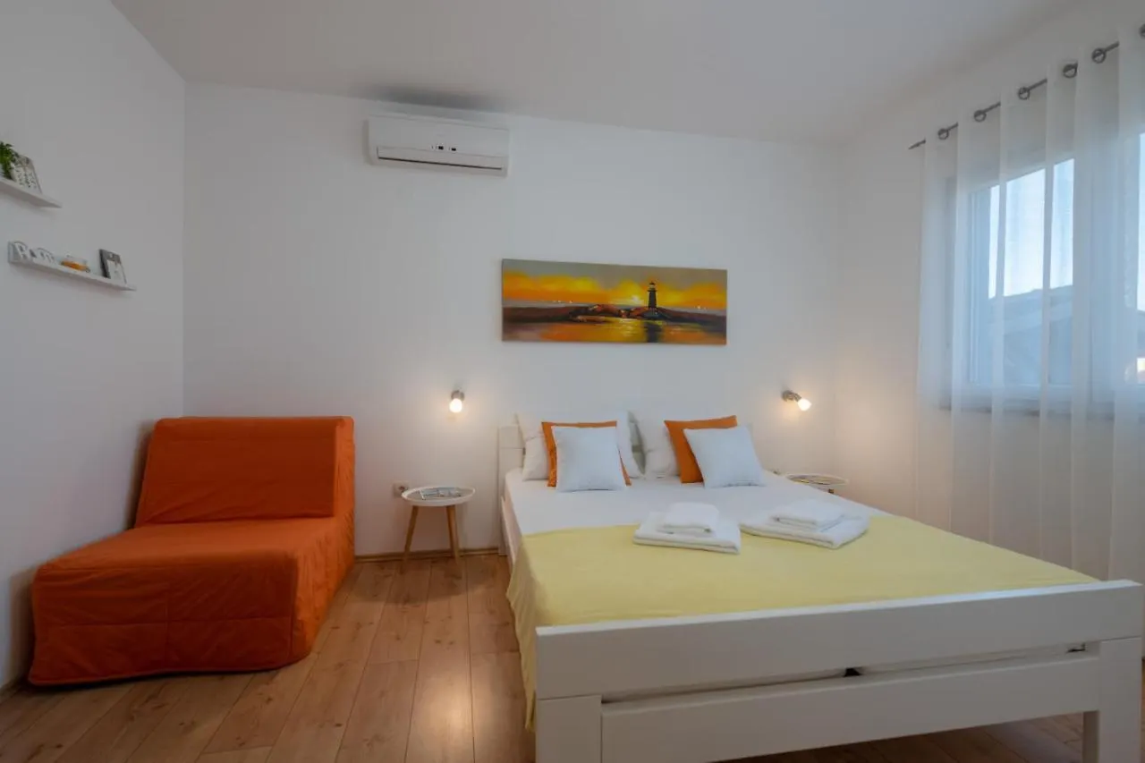 Apartments Greta & Ivona Pula